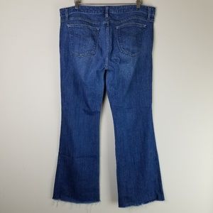 GAP Jeans - GAP 1969 Curvy Flare Jeans 32/14r Med. C44 GAP Jeans - GAP 1969 Curvy Flare Jeans 32/14r Med. C44